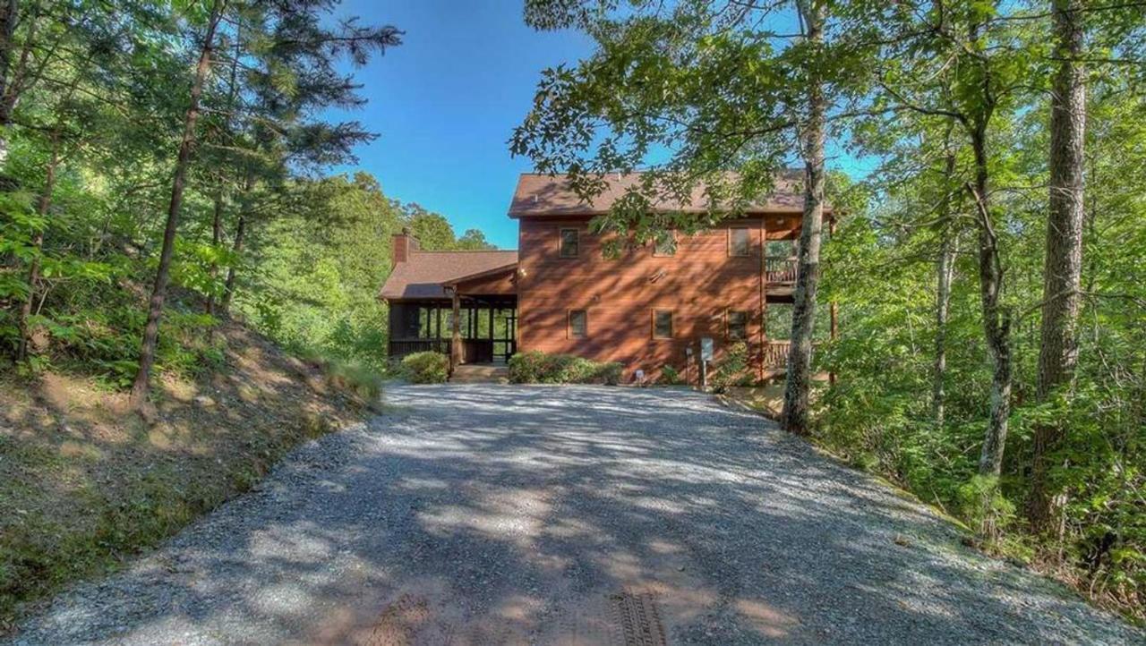 All Decked Out Blue Ridge Exterior photo